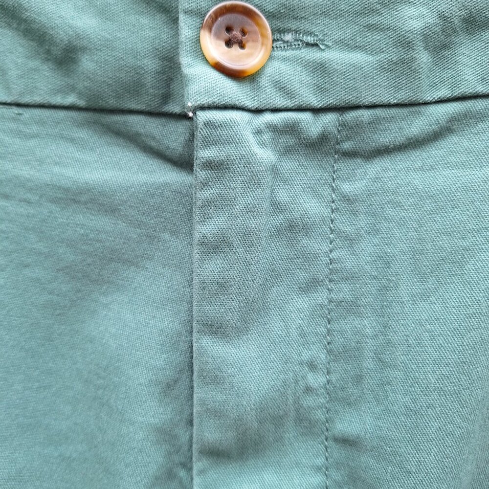 Men's Old Navy Ultimate Slim Shorts - 10-inch inseam - NWT - Picture 3 of 6